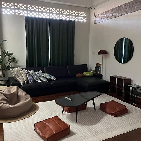 La Wood Homestay Near Kuala Besut Jetty Экстерьер фото