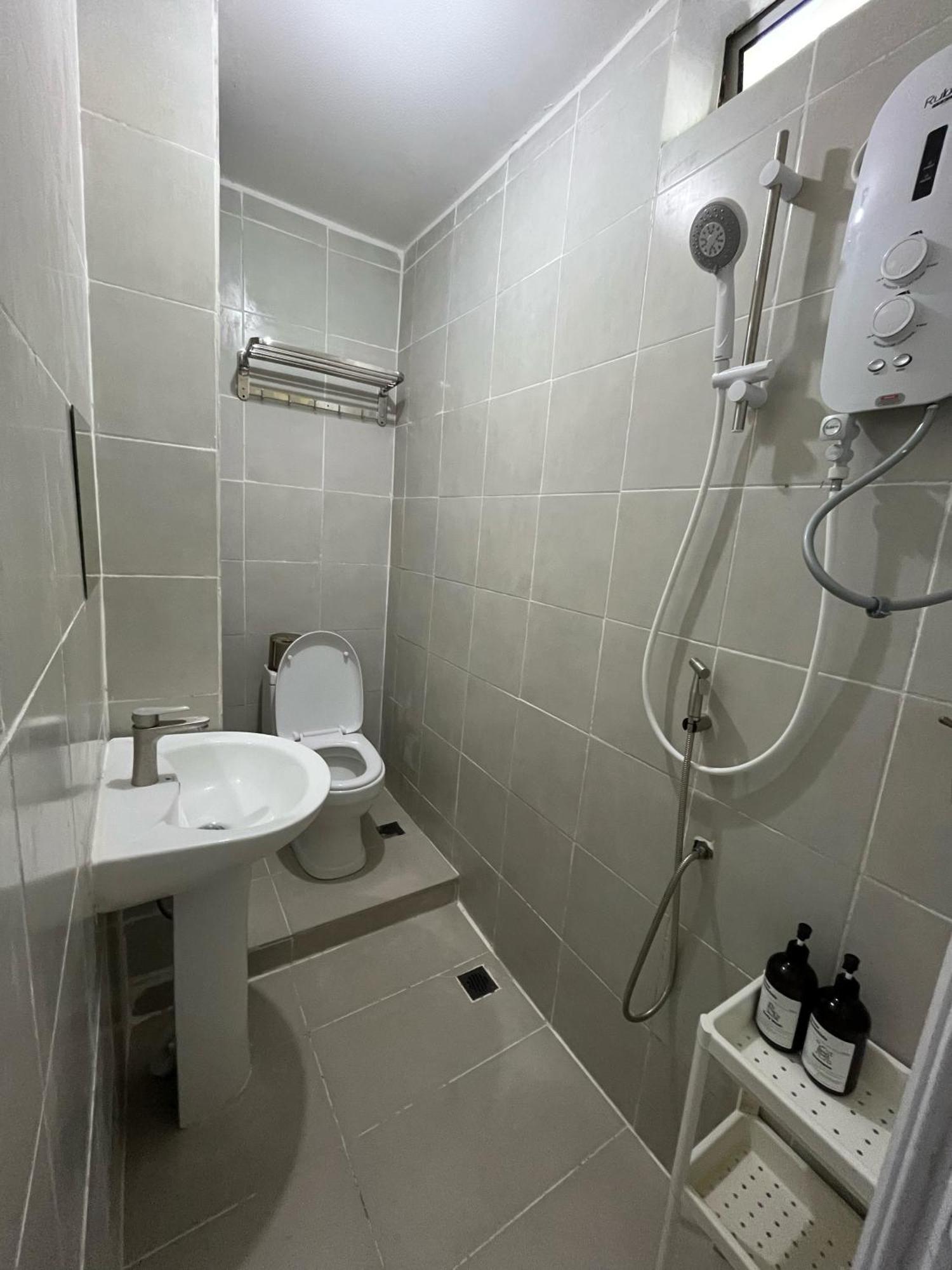 La Wood Homestay Near Kuala Besut Jetty Экстерьер фото